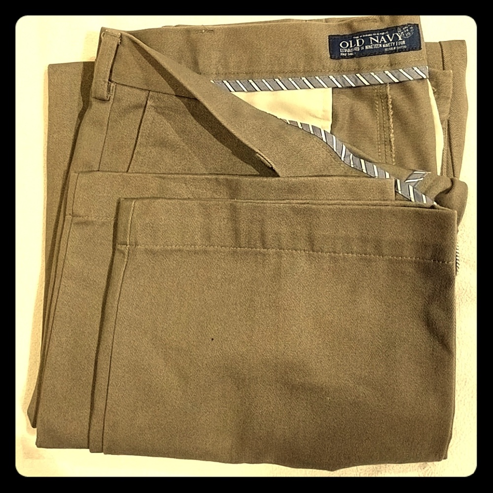 Old Navy Taupe Khakis 36x32